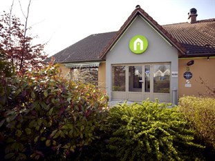 Agoda.com Apartments & Hotels France 