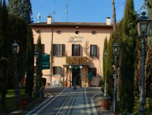 Agoda.com Italy Apartments & Hotels