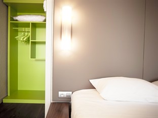 Agoda.com Apartments & Hotels France 