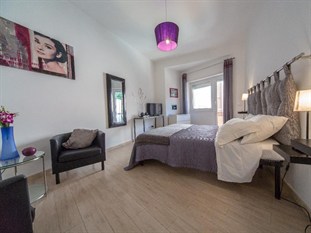Agoda.com Italy Apartments & Hotels