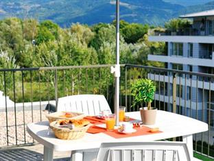 Agoda.com Apartments & Hotels France 