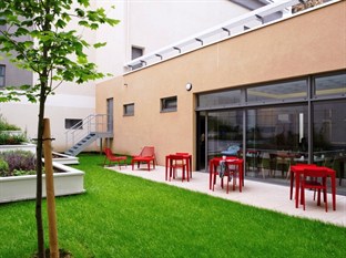 Agoda.com Apartments & Hotels France 