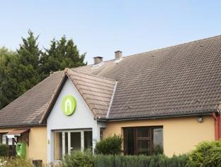 Agoda.com Apartments & Hotels France 