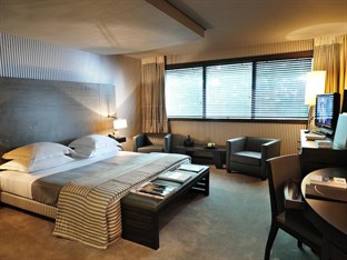 Agoda.com Apartments & Hotels France 