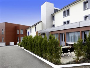 Agoda.com Apartments & Hotels France 