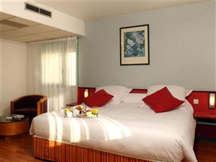 Agoda.com Apartments & Hotels France 