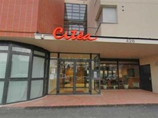 Agoda.com Apartments & Hotels France 