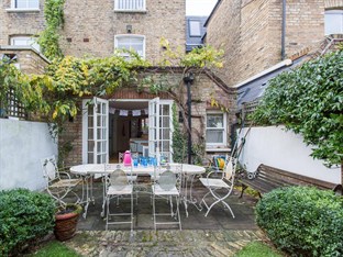 Agoda.com United Kingdom Apartments & Hotels