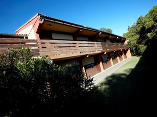 Agoda.com Apartments & Hotels France 