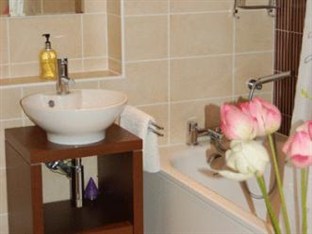 Agoda.com United Kingdom Apartments & Hotels