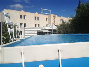 Agoda.com Apartments & Hotels France 