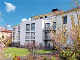 Agoda.com Apartments & Hotels France 