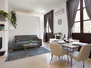 Agoda.com Spain Apartments & Hotels