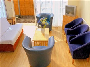 Agoda.com United Kingdom Apartments & Hotels