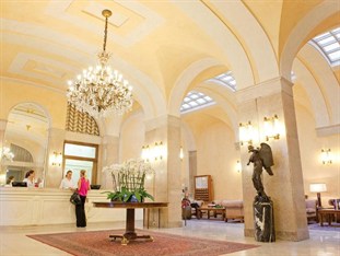 Agoda.com Italy Apartments & Hotels