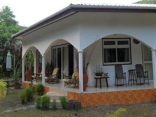 Agoda.com Seychelles Apartments & Hotels
