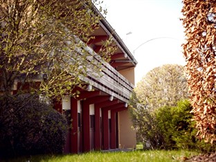 Agoda.com Apartments & Hotels France 