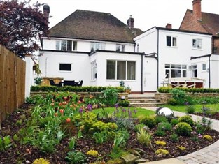 Agoda.com United Kingdom Apartments & Hotels