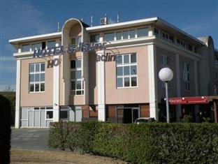 Agoda.com Apartments & Hotels France 