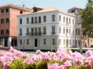 Agoda.com Italy Apartments & Hotels