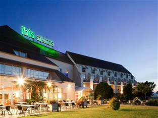 Agoda.com Apartments & Hotels France 