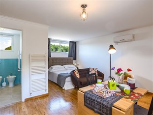 Agoda.com Italy Apartments & Hotels