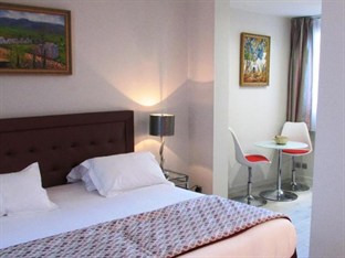 Agoda.com Apartments & Hotels France 