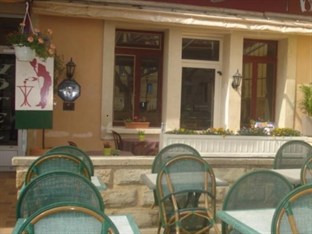 Agoda.com Apartments & Hotels France 