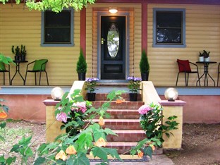 Agoda.com Australia Apartments & Hotels