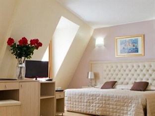 Agoda.com Apartments & Hotels France 