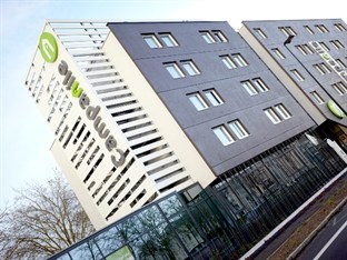 Agoda.com Apartments & Hotels France 