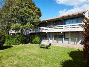 Agoda.com Apartments & Hotels France 