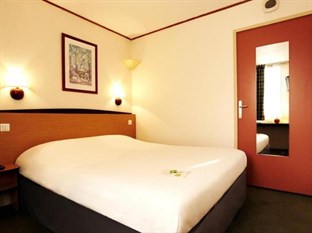 Agoda.com Apartments & Hotels France 