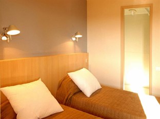 Agoda.com Apartments & Hotels France 