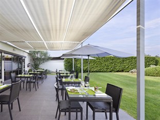 Agoda.com Apartments & Hotels France 