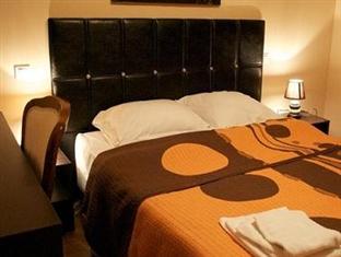 Agoda.com Apartments & Hotels France 