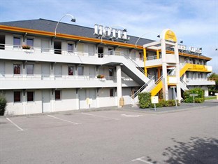 Agoda.com Apartments & Hotels France 