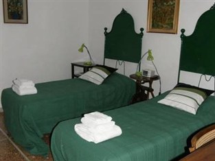 Agoda.com Italy Apartments & Hotels