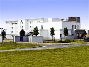 Agoda.com Apartments & Hotels France 