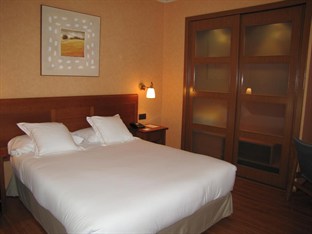 Agoda.com Spain Apartments & Hotels