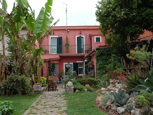 Agoda.com Italy Apartments & Hotels