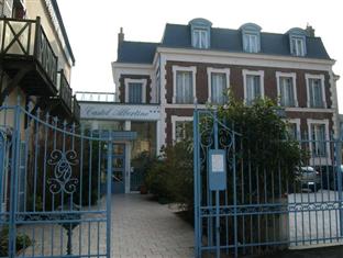 Agoda.com Apartments & Hotels France 