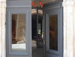 Agoda.com Apartments & Hotels France 