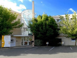 Agoda.com Apartments & Hotels France 