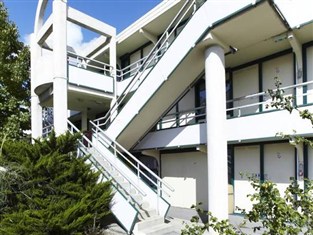 Agoda.com Apartments & Hotels France 