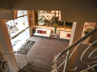 Agoda.com Apartments & Hotels France 