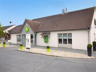 Agoda.com Apartments & Hotels France 