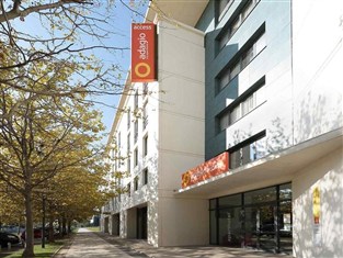 Agoda.com Apartments & Hotels France 