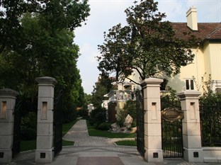 Agoda.com China Apartments & Hotels