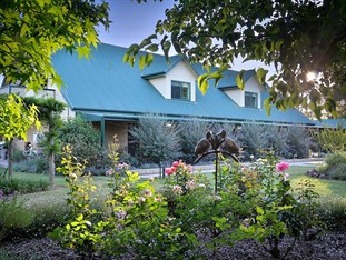 Agoda.com Australia Apartments & Hotels